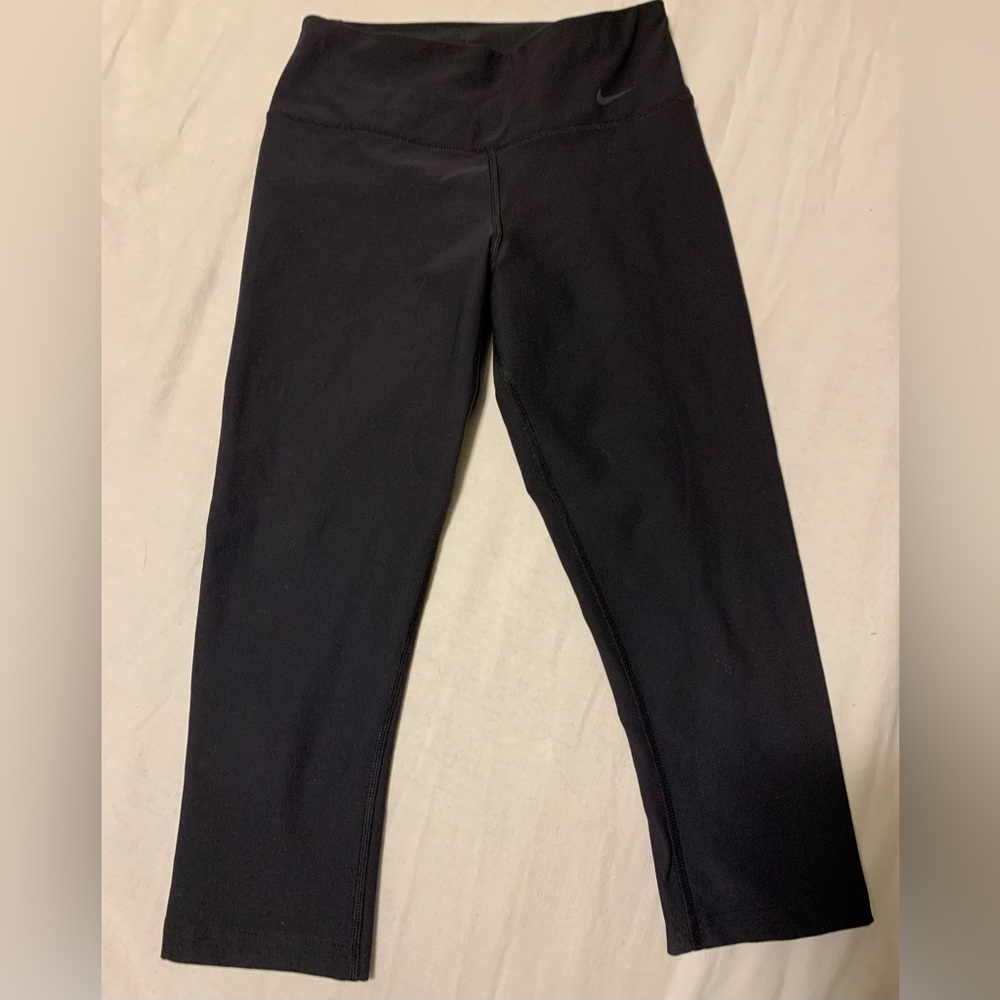 Nike Women’s XS Dri-Fit Capris